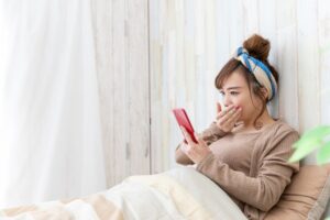 「知らないのに決めつけた」で誹謗中傷に。SNSコメント前の3つの確認